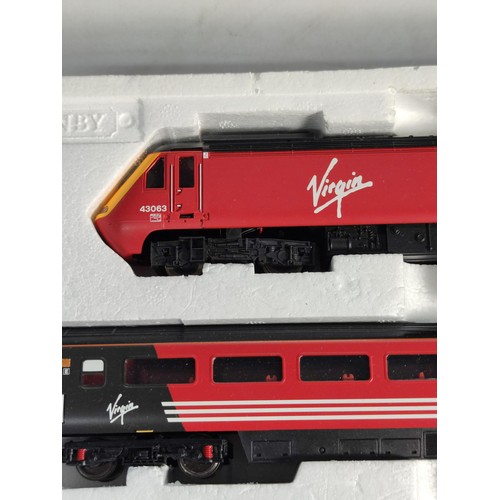 48 - Hornby R1023 class 43 HST/125 virgin 4 car diesel train pack, power car Maiden Voyager 43063, dummy ... 