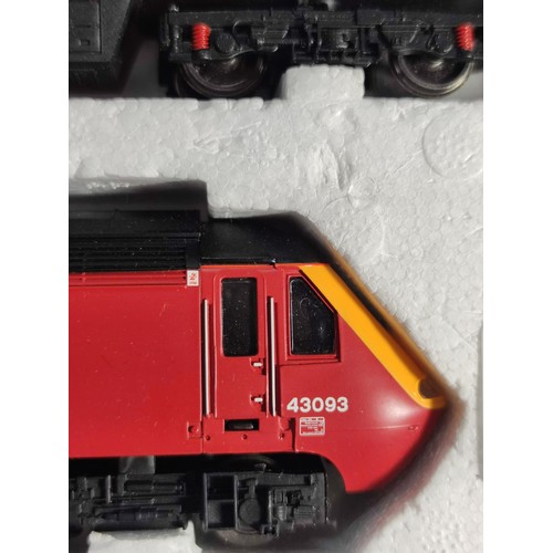 48 - Hornby R1023 class 43 HST/125 virgin 4 car diesel train pack, power car Maiden Voyager 43063, dummy ... 