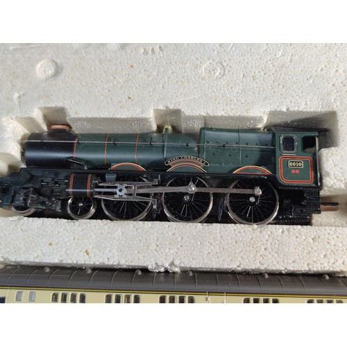 49 - Rare Hornby R826 Cornish Rivera Express train set, complete with all track, rolling stock, power cli... 