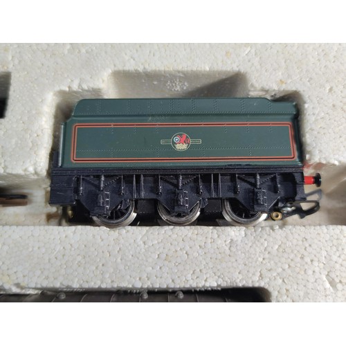 49 - Rare Hornby R826 Cornish Rivera Express train set, complete with all track, rolling stock, power cli... 