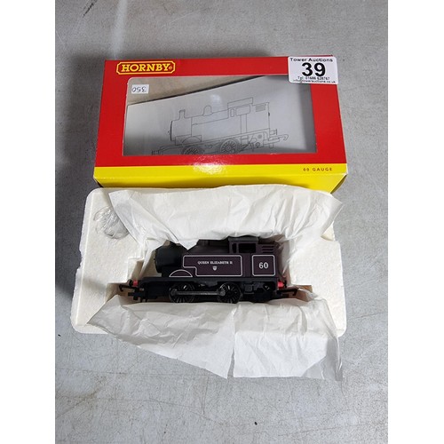 39 - Brand New In Box Hornby R3091 2021 Collector Club Locomotive QEII 0-4-0 complete with detail pack an... 