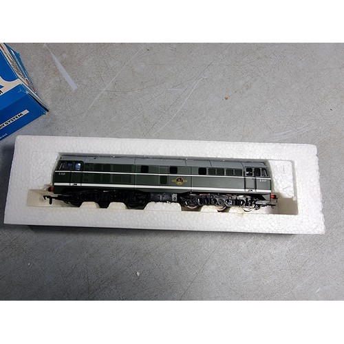 41 - A brand New In Box Airfix 54101-9 Class 31 A1A-A1A BR green diesel locomotive D5531 - Test Run and i... 