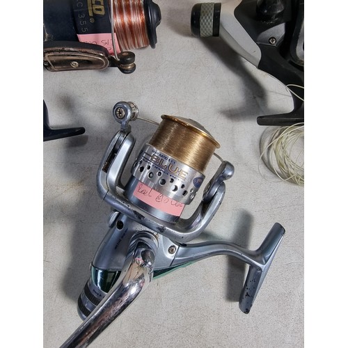 44 - Qty of 3x fishing reels - Fisheagle Spitfire HR4000, ZEBCO Cool RC 355 & Shakespeare BLUE rear drag ... 