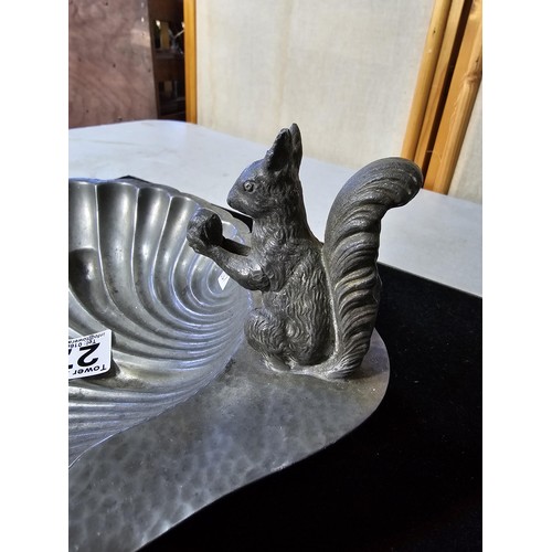 277 - Good quality 'Unity' English made Pewter nut bowl in a shell design with a pewter squirrel figure ho... 
