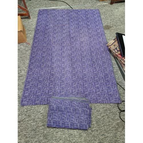 445 - 2x pieces of large purple fabric in good clean condition. Length of 185cm x 127cm width