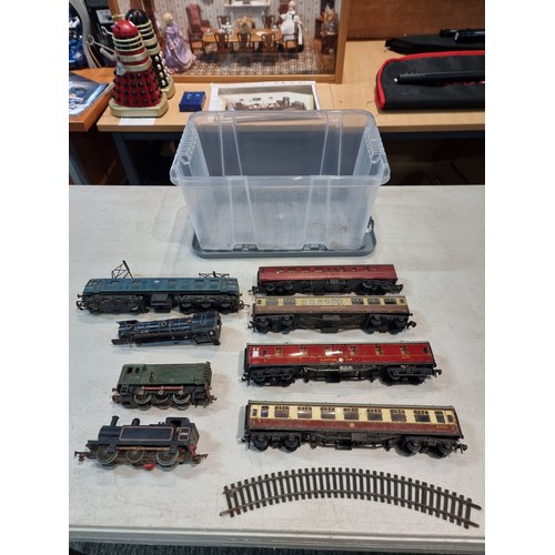 Quantity of and coaches inc a black engine with the running