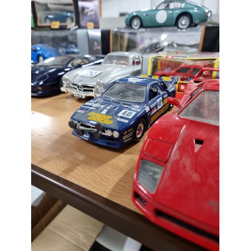 70 - Quantity of collectable scale model cars by Burago and Maisto, inc 2x boxed Lancia Burago cars, boxe... 