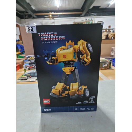 99A - Brand new sealed box of Lego Transformers Bumble Bee 10338 (950 pieces)