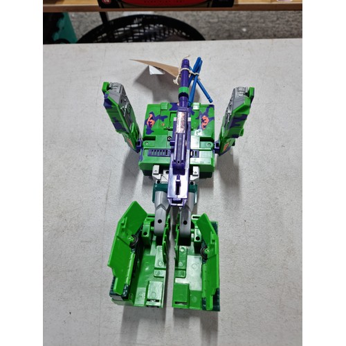96 - Good quality fully transforming generation 2 megatron tank in good order