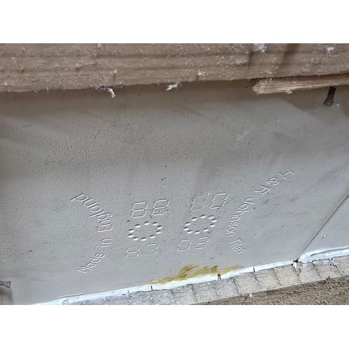 27A - Stunning clean example antique mahogany wash stand featuring a stuning 5 tile back with a daffodil a... 