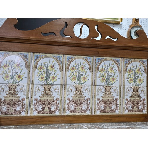 27A - Stunning clean example antique mahogany wash stand featuring a stuning 5 tile back with a daffodil a... 