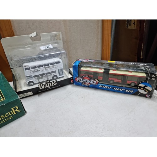 76 - A good collection of bus and coach related diecast models to included 2 good quality Corgi sets from... 