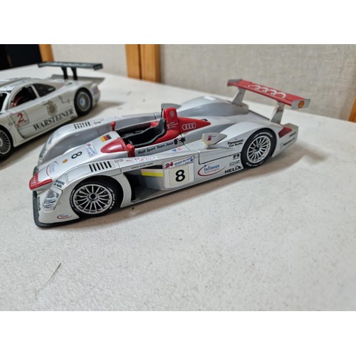 98 - 2x large 1:18 scale diecast racing cars Maisto to include an Audi R8 Le mans and a Mercedes CLK LM.