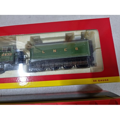 103 - A very rare as new boxed Hornby R3081, limited edition, class A3 flying Scotsman locomotive and tend... 