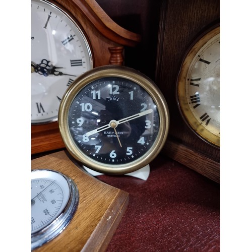 38 - A quantity of 7x mantel, carriage and anniversary clocks to include quartz and mechanical movements ... 