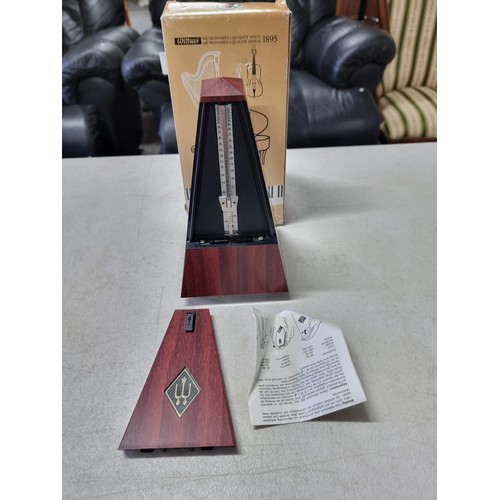 104 - A boxed Wittner 845111 traditional mahogany wood effect metronome, appears to have had little or no ... 