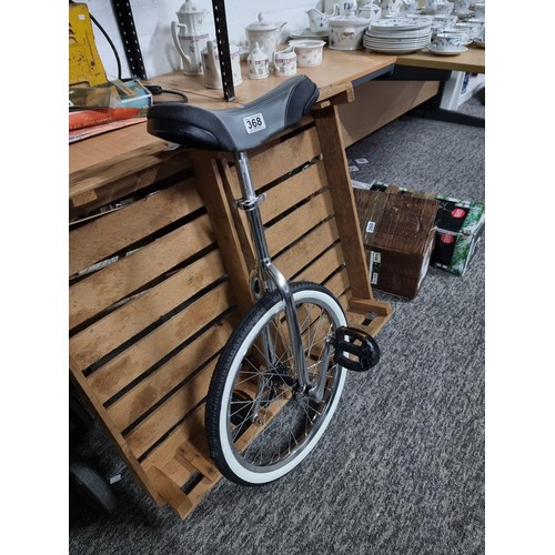 368 - Good quality unicycle in good order with a good tyre with good tread, adjustable seat