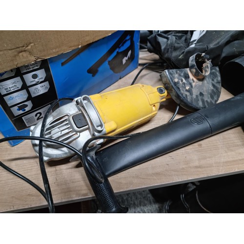 376 - A boxed MAC Allister MBB3000-1 garden vacuum / blower with extension pipe along with a DeWalt DWEE49... 