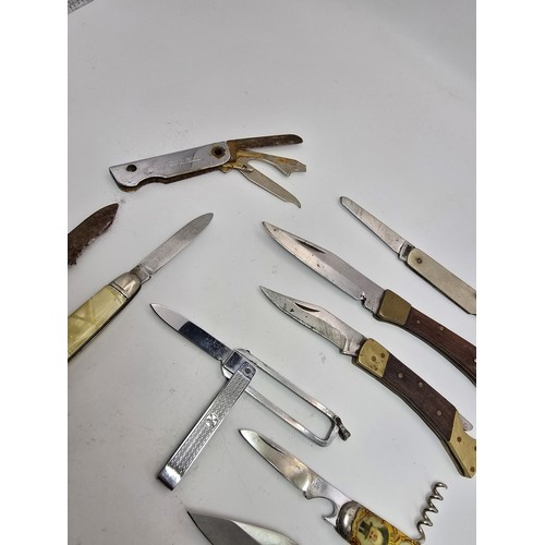 263 - A collection of 12x vintage penknives all which are in good clean condition includes 2 good quality ... 