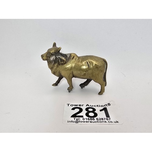 281 - A good quality antique cold cast solid bronze miniature bull figure presenting good detail, 2 of the... 