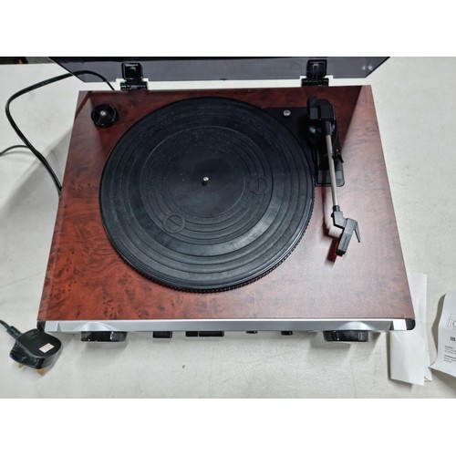 13 - A MT-Ph02 record player radio system, in good order with a 2 band radio and complete with stylus.