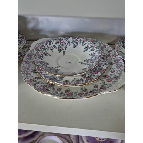 10 - 2x Good quality part tea sets inc Royal Albert 18 piece part tea set in the 'Rosedrop' pattern in go... 