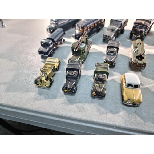 64 - Quantity of small military diecast vehicles by Oxford, inc 2x busses, 7x lorries, cars etc all in go... 