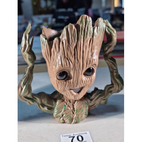 70 - Collection of 3x Groot figures from the Marvel Comic series, all in good order each measures 15cm hi... 