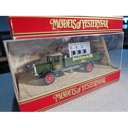 84 - 4x boxed models of yesteryear diecast vehicles inc Bugatti Royale, Yorkshire Steam Wagon, Mac truck ... 