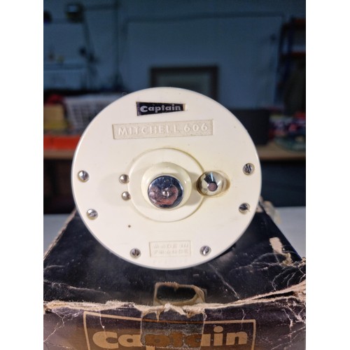 88 - Boxed Mitchell 606 Captain 225m chrome and plastic fishing reel in good condition comes with adjustm... 