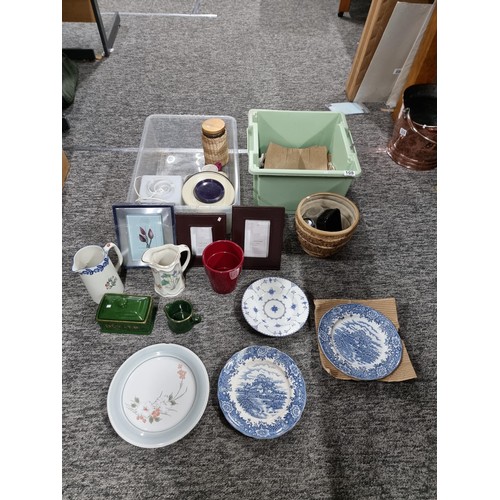 108 - Two boxed of collectables including a Hornsea lidded casserole dish, Laura Ashley jug with floral de... 