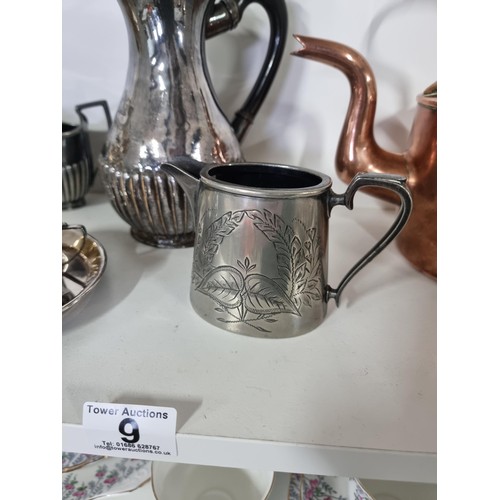 9 - A quantity of collectables including a good quality Victorian copper kettle, a silver plated water j... 