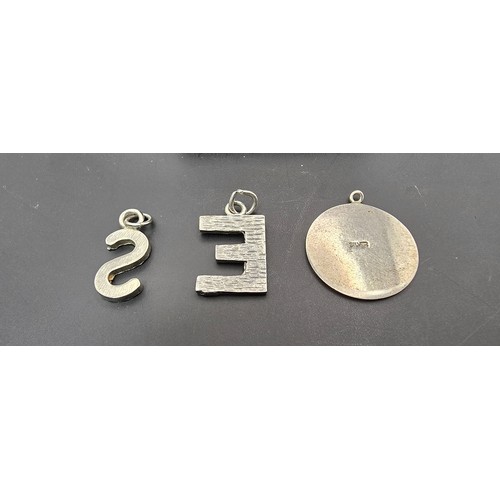 205 - A bundle of 3x 925 silver pendants, 1 is the letter 