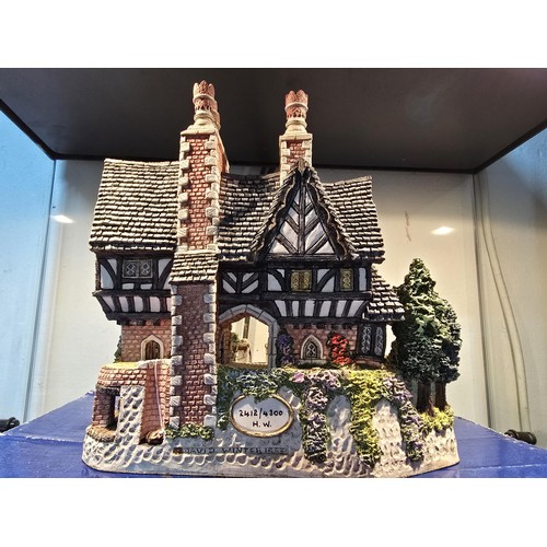 159 - A limited edition David Winter Cottages 