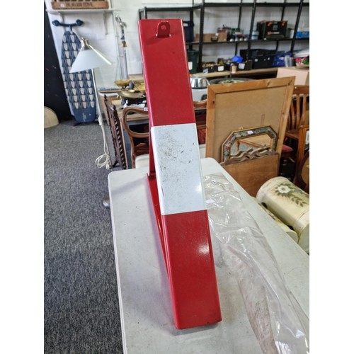 372 - Good quality heavy duty red and white metal warning triangle measures when folded 76cm long and 11cm... 