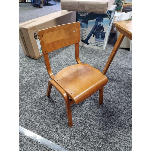 379 - Good quality vintage mid century children's flip up desk and matching chair, in overall good conditi... 