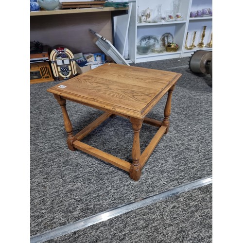 415 - Modern light oak square lamp table with good turned legs in good clean condition. height of 43cm x 5... 