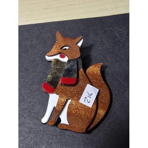 268 - 3x large impressive acrylic brooches in the Lea Stein styleto include a fox, a toucan and 1 other fo... 