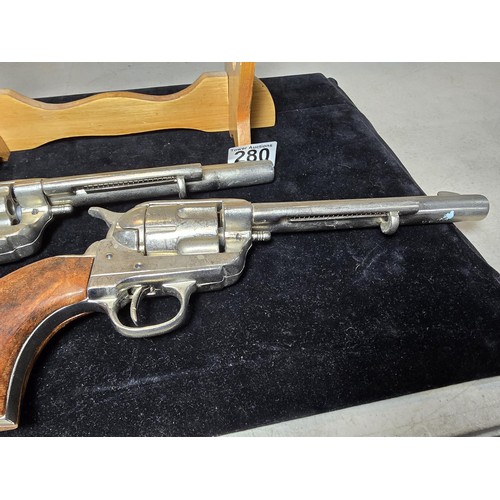 280 - 2x impressive heavy replica BKA 98 Colt 45 revolvers with a 6 cylinder chamber, both pistols are ful... 