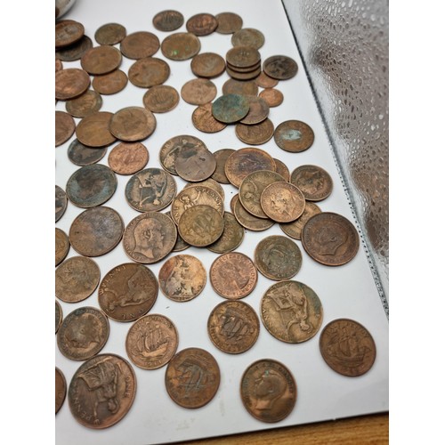 165 - Very large quantity of pre decimal coins mostly pennies and half pennies of various dates, please se... 