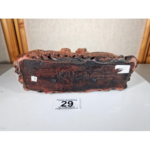 29 - Good quality Kailash Dragon boat in resin carrying 8 immortal gods, a feng shui piece in good order ... 