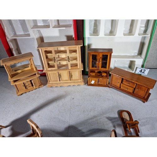 42 - 2x boxes of good quality wooden dolls house furniture inc a welsh dresser, farmhouse table and 4x ch... 