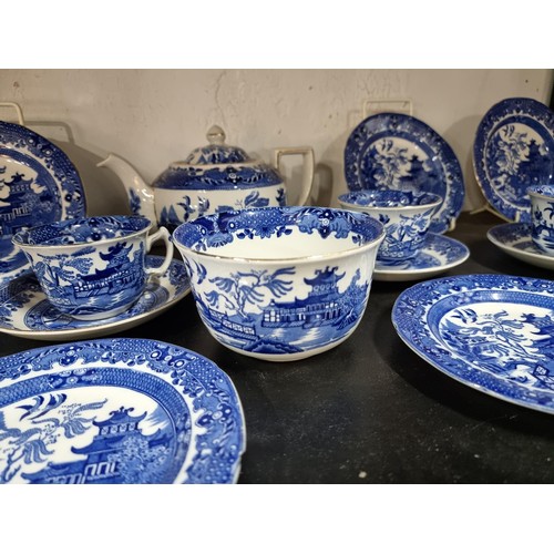 43 - Complete 6 person Burleigh ware willow pattern tea set inc teapot, milk jug, sugar bowl, 6x trios an... 