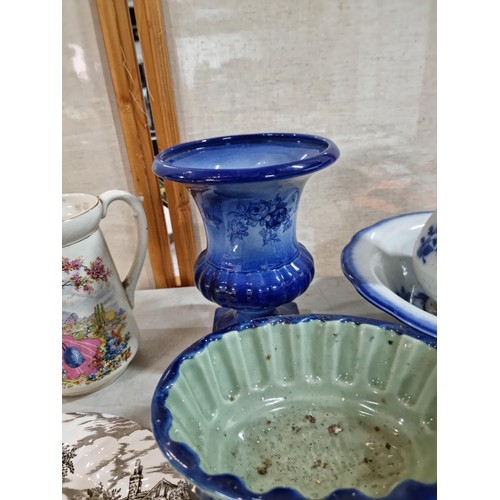 54 - Collection of ceramics to include a good quality blue and white antique fish mould, 3x The Hunter by... 