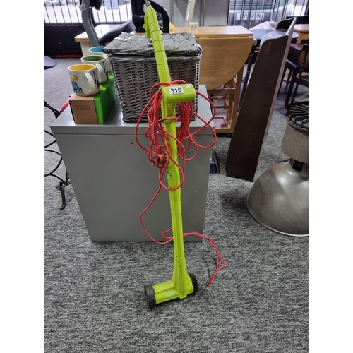 316 - An electric Gear patio cleaner with wire brush has a length of  120cm