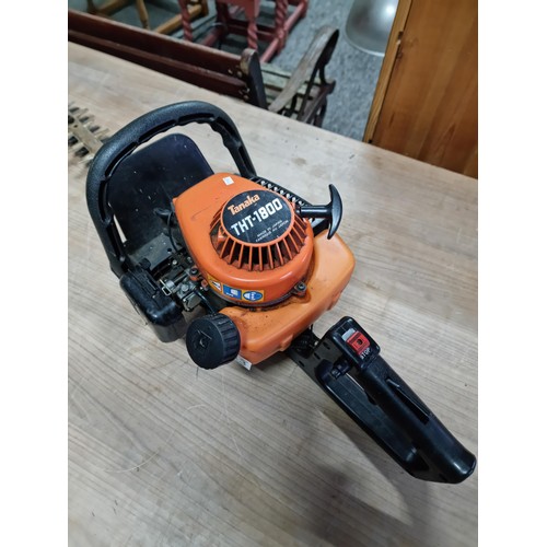 343 - Good quality Tanaka THT-1800 petrol hedge trimmer in good working order, has blade length of 16