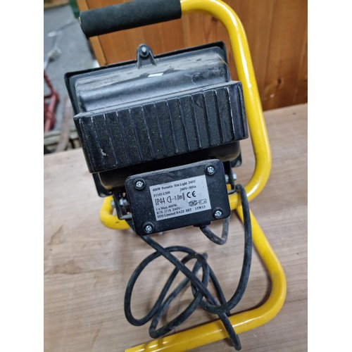 344 - 6-in-1 12V portable power station with a 230v output, usb connector, jump leads, torch. Missing powe... 