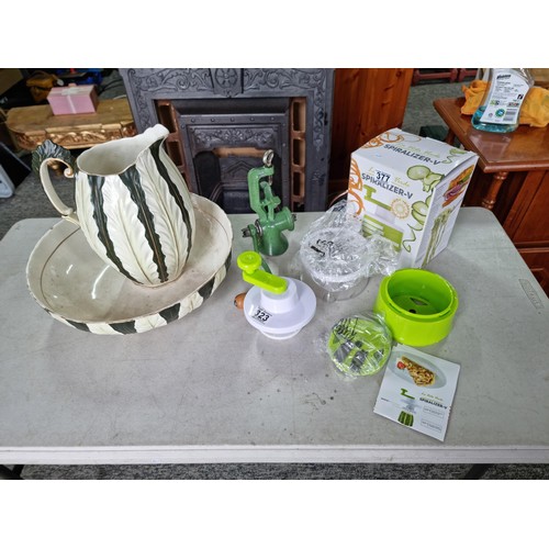 377 - A quantity of collectables including boxed Apollo spiralizer in as new condition also comes with a v... 