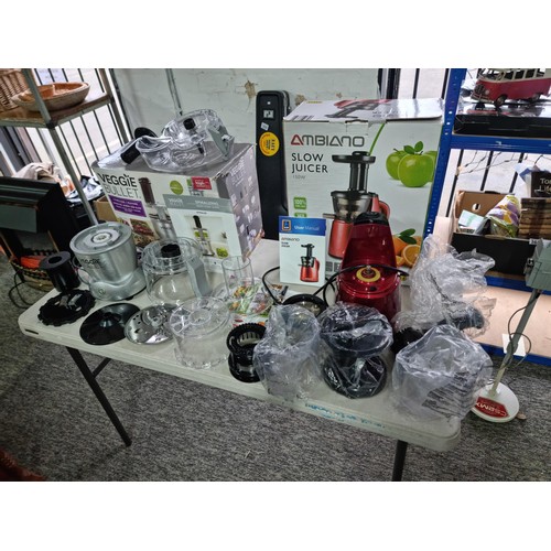 355 - 2x as new boxed kitchen appliances inc a Ambiano slow juicer with accessories along with a Veggie Bu... 