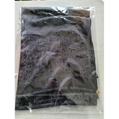 364 - Quantity of collectables to include a new and sealed Gucci style scarf, an as new boxed Ultimate Spe... 